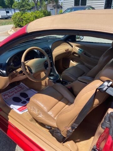 1998 Ford Mustang GT - Photo 10