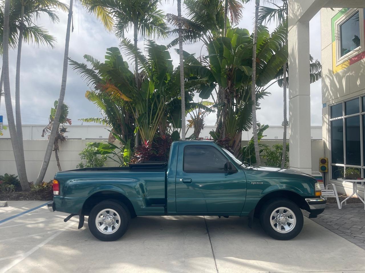 1998 Ford Ranger XL LOW MILES 4 CYL LOW MILES Pompano Beach FL