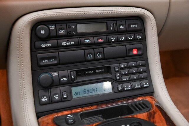 1998 Jaguar XK8 2dr Convertible Chicago IL