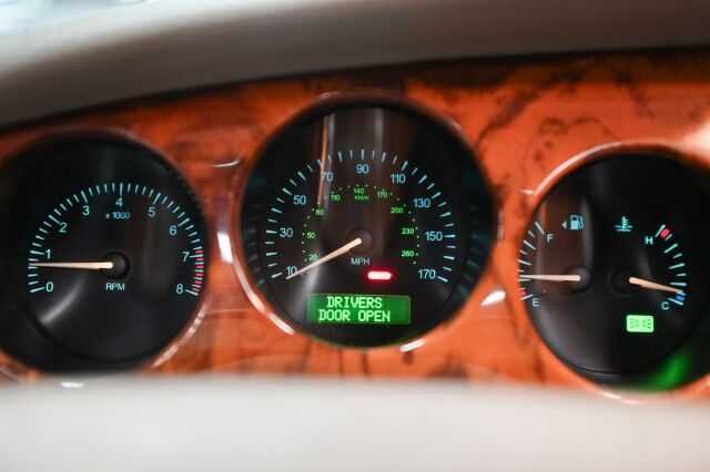 1998 Jaguar XK8 2dr Convertible Chicago IL