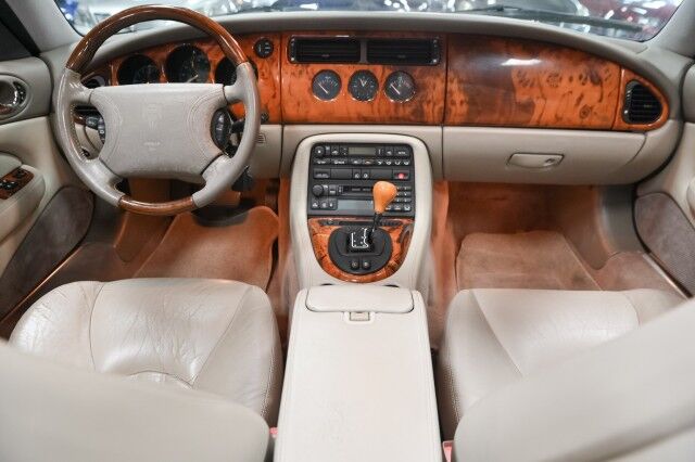 1998 Jaguar XK8 2dr Convertible Chicago IL