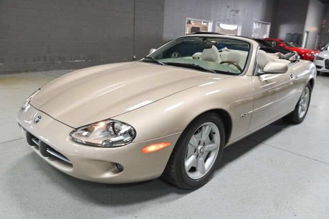 1998 Jaguar XK8 2dr Convertible Chicago IL