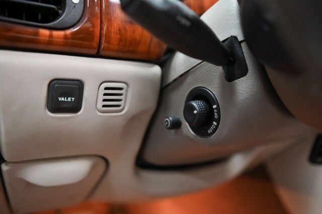 1998 Jaguar XK8 2dr Convertible Chicago IL