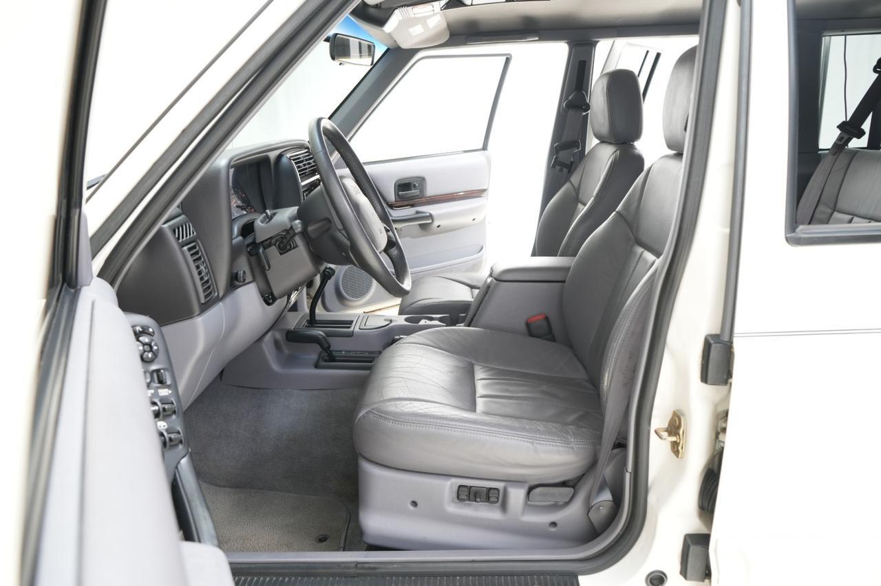 1998 Jeep Cherokee 4WD Limited West Chester PA