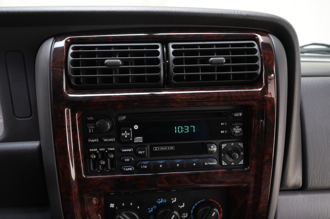 1998 Jeep Cherokee 4WD Limited West Chester PA