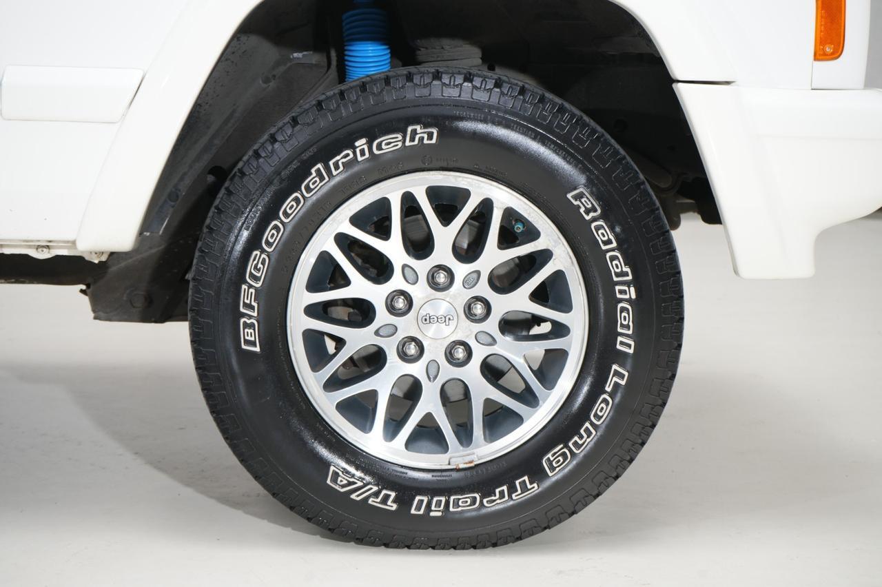 1998 Jeep Cherokee 4WD Limited West Chester PA