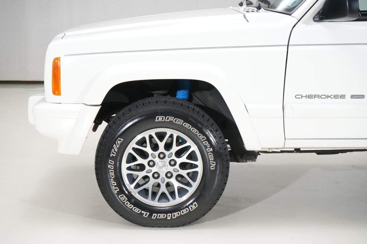1998 Jeep Cherokee 4WD Limited