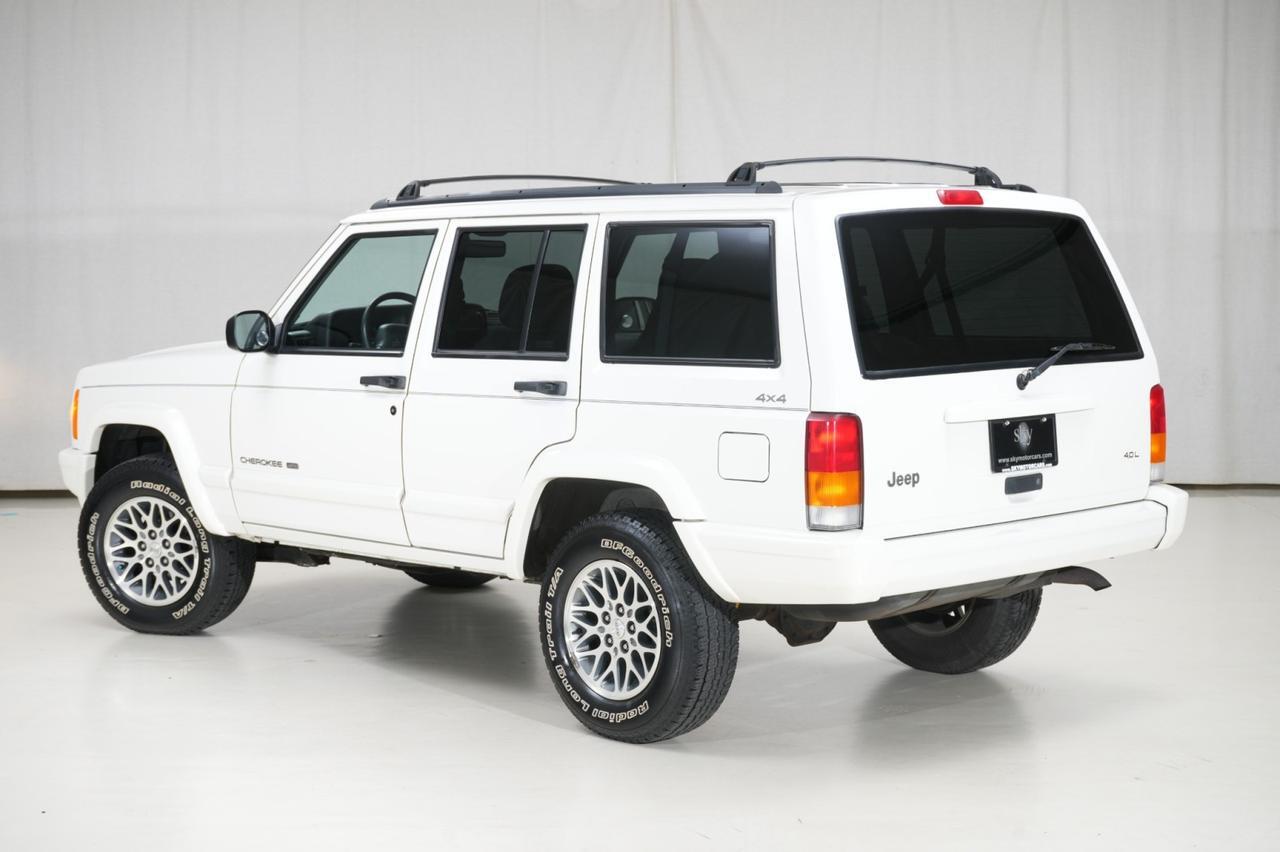 1998 Jeep Cherokee 4WD Limited West Chester PA