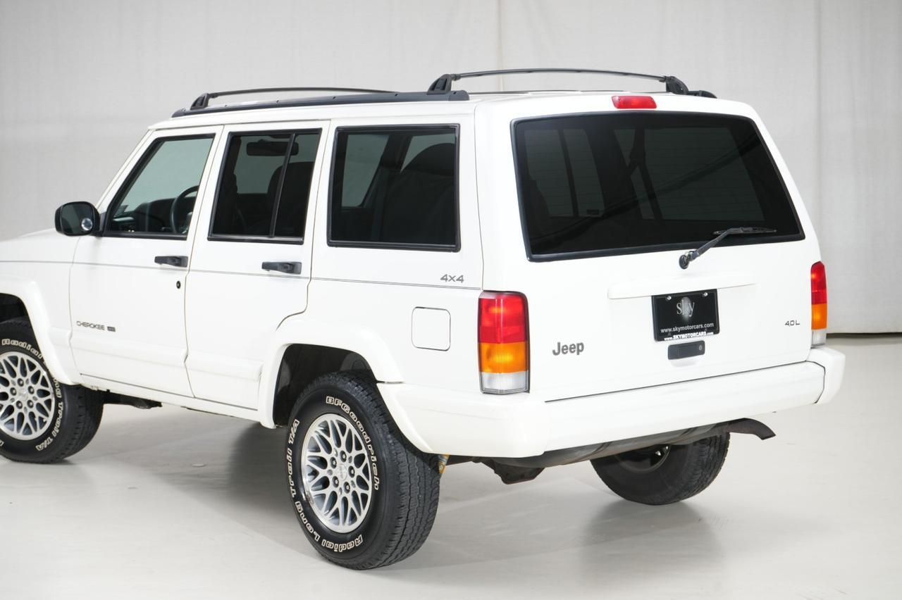 1998 Jeep Cherokee 4WD Limited West Chester PA