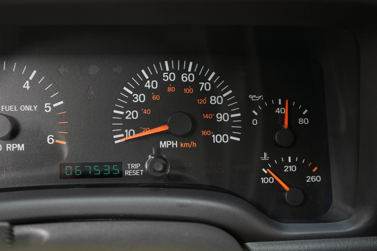 1998 Jeep Cherokee 4WD Limited West Chester PA