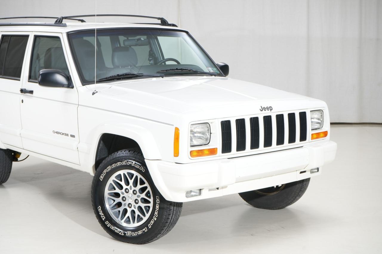 1998 Jeep Cherokee 4WD Limited West Chester PA