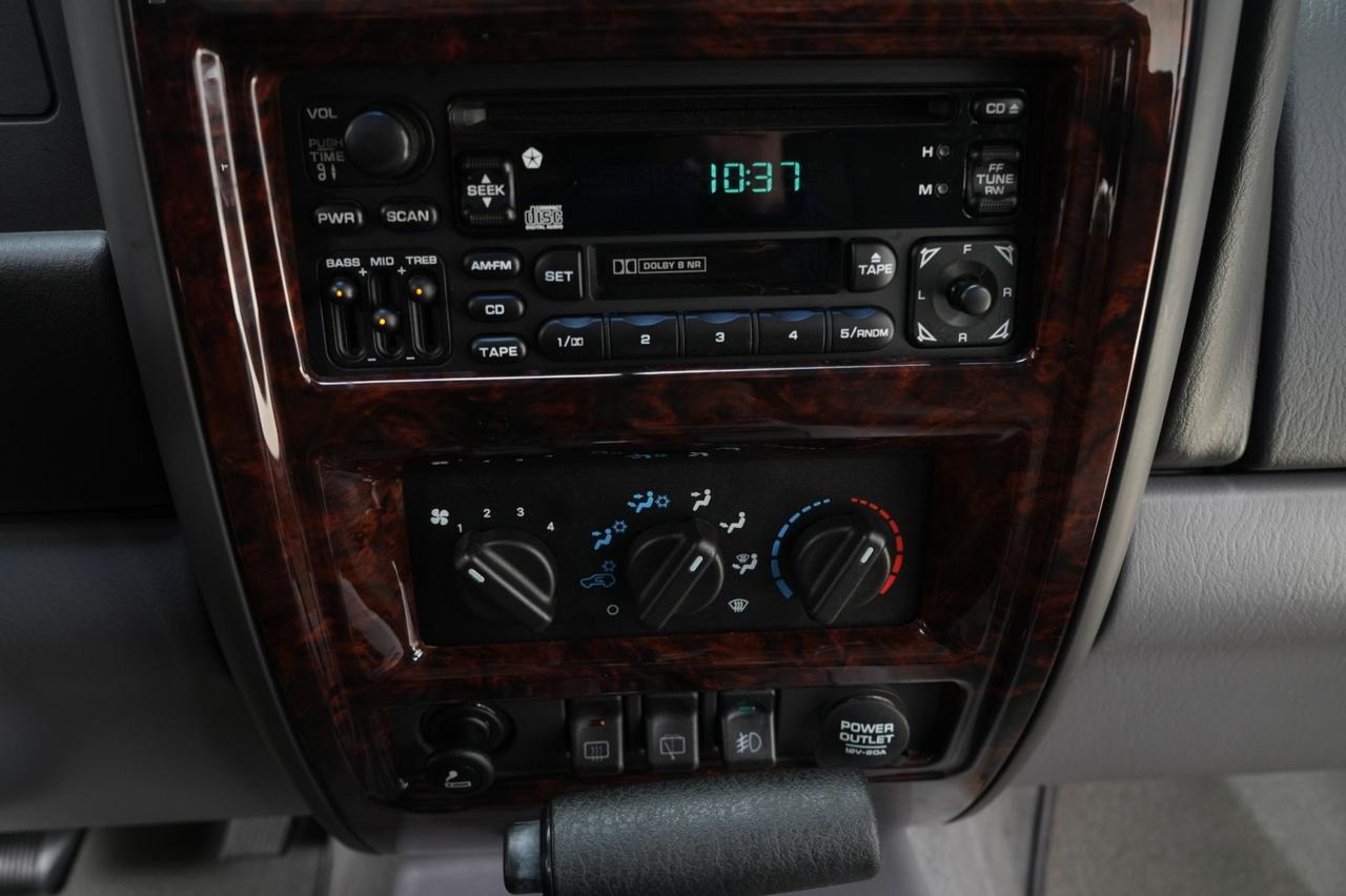 1998 Jeep Cherokee 4WD Limited West Chester PA