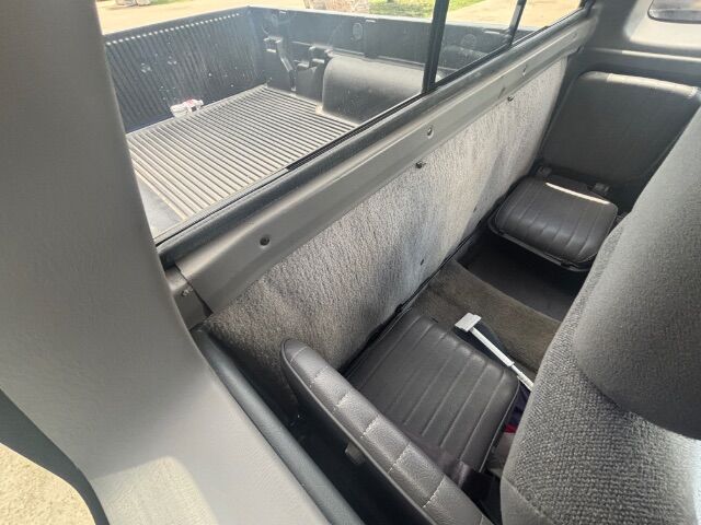 1998 Nissan Frontier SE King Cab 2WD Austin TX