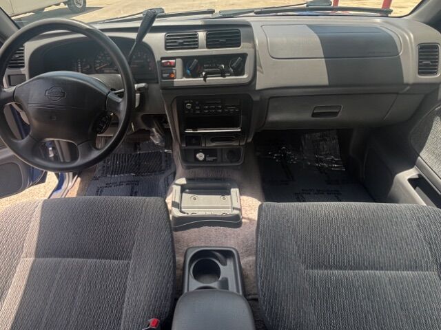 1998 Nissan Frontier SE King Cab 2WD Austin TX