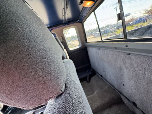 1998 Nissan Frontier SE King Cab 2WD Austin TX