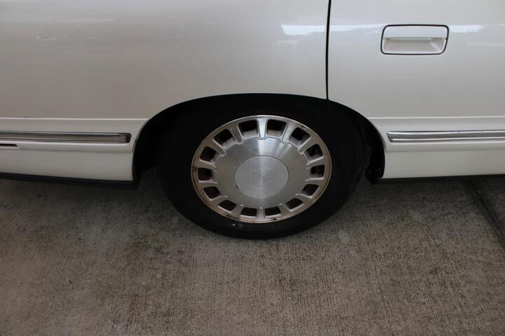 1999 Cadillac DeVille AS IS CASH ONLY NO WARRANTY!  Plano TX