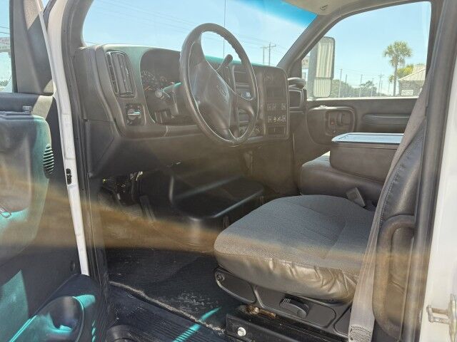 1999 Chevrolet C4500 Crew Cab Flat Bed w/Duramax Diesel Lafayette LA