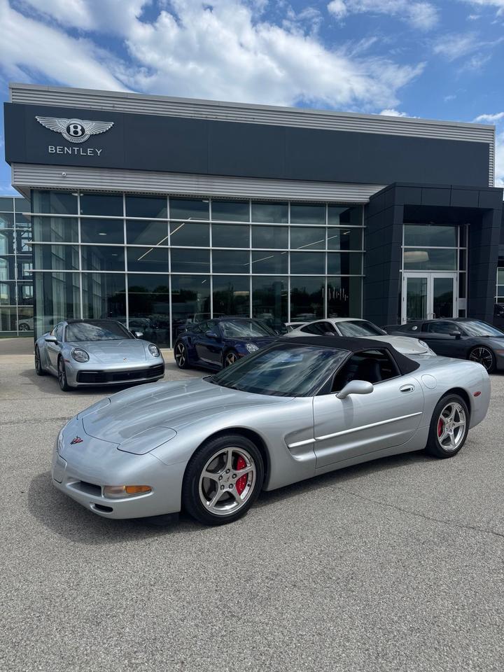 1999 Chevrolet Corvette Base