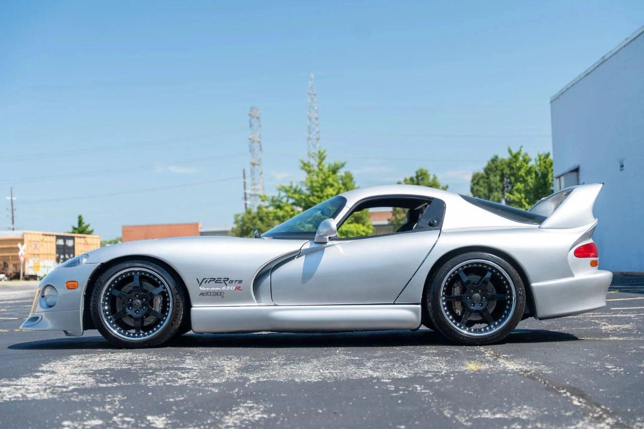 1999 Dodge Viper