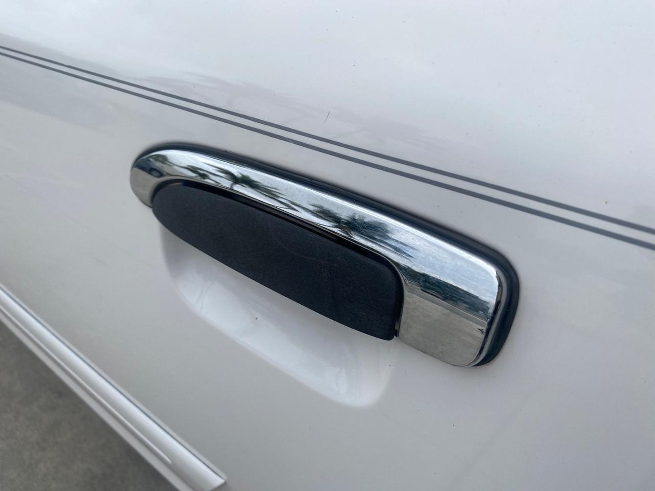 1999 Ford Crown Victoria LX LOW MILES 61,537 Pompano Beach FL