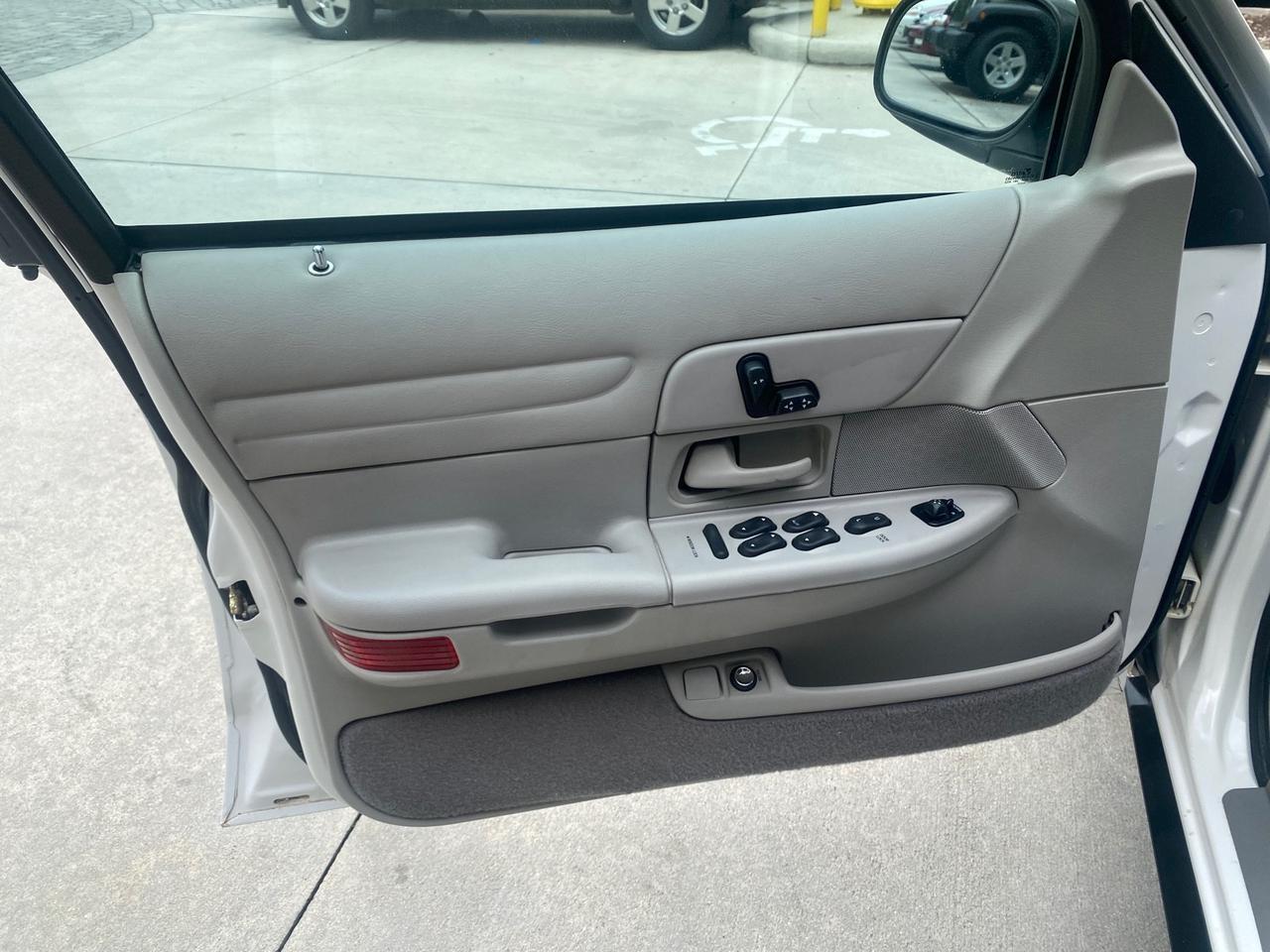 1999 Ford Crown Victoria LX LOW MILES 61,537 Pompano Beach FL