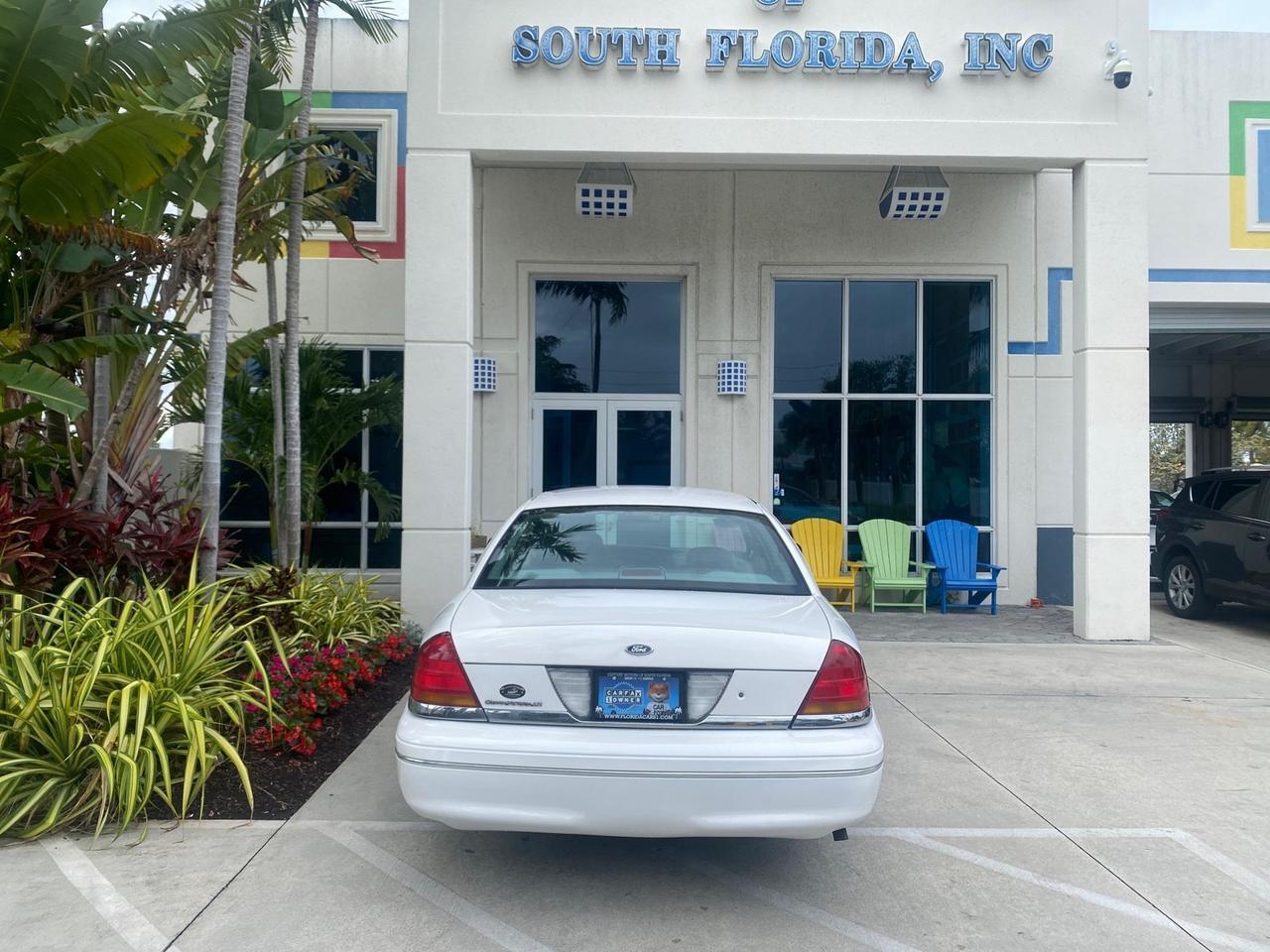 1999 Ford Crown Victoria LX LOW MILES 61,537 Pompano Beach FL
