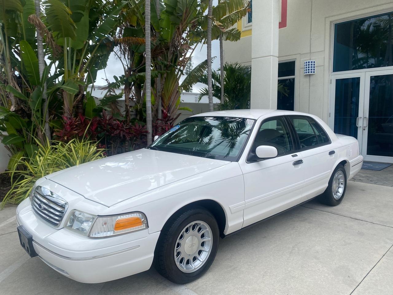 1999 Ford Crown Victoria LX LOW MILES 61,537 Pompano Beach FL