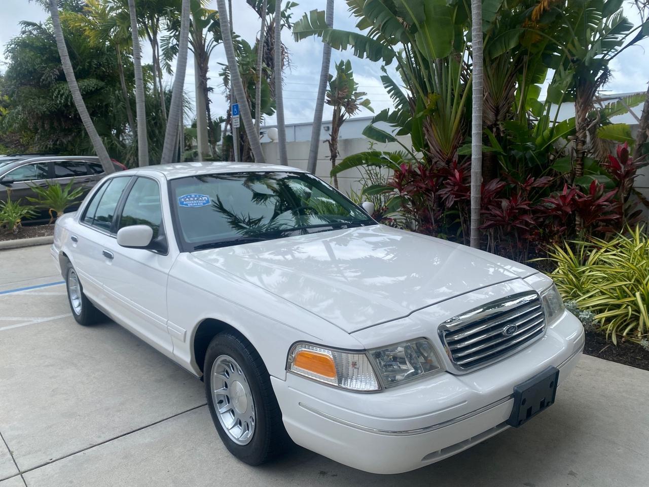 1999 Ford Crown Victoria LX LOW MILES 61,537 Pompano Beach FL