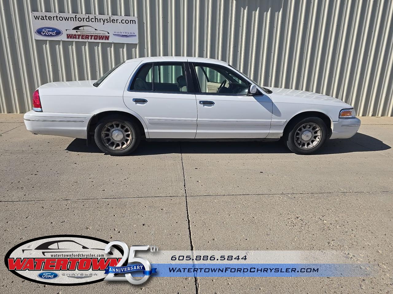 1999 Ford Crown Victoria LX