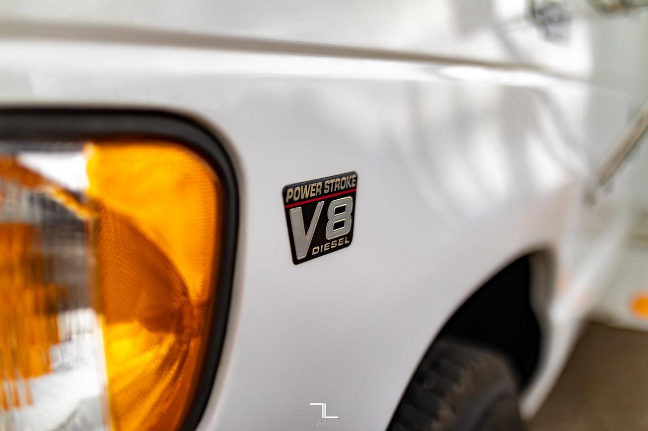 1999 Ford E-450 Cube Van Diesel Mobile Office Red Deer AB