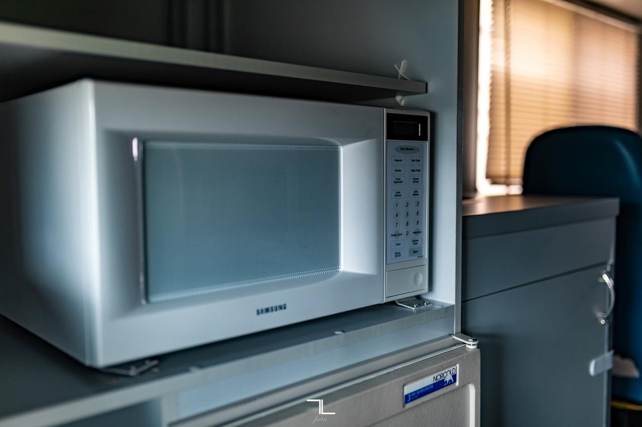 1999 Ford E-450 Cube Van Diesel Mobile Office Red Deer AB