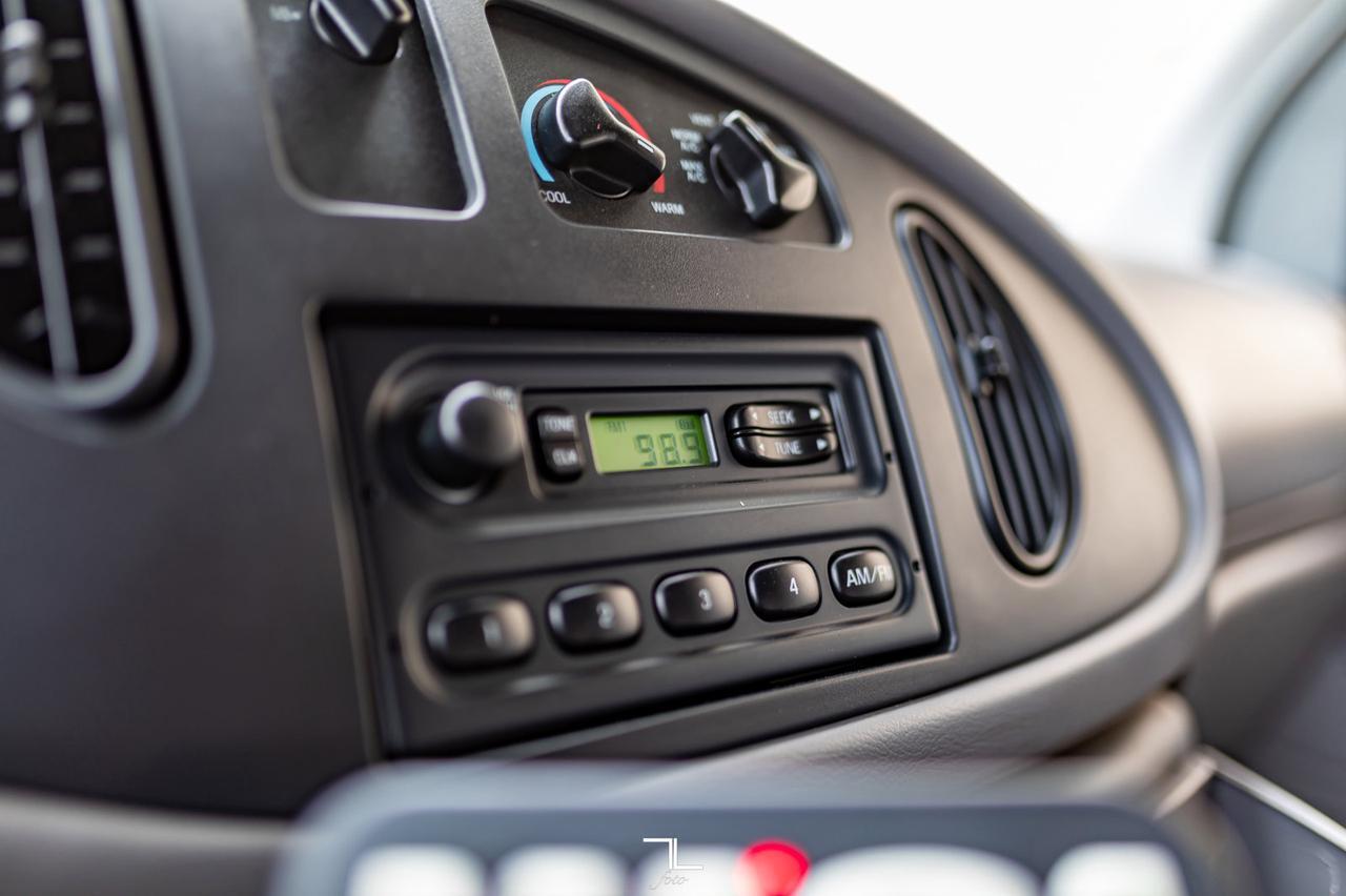 1999 Ford E-450 Cube Van Diesel Mobile Office Red Deer AB