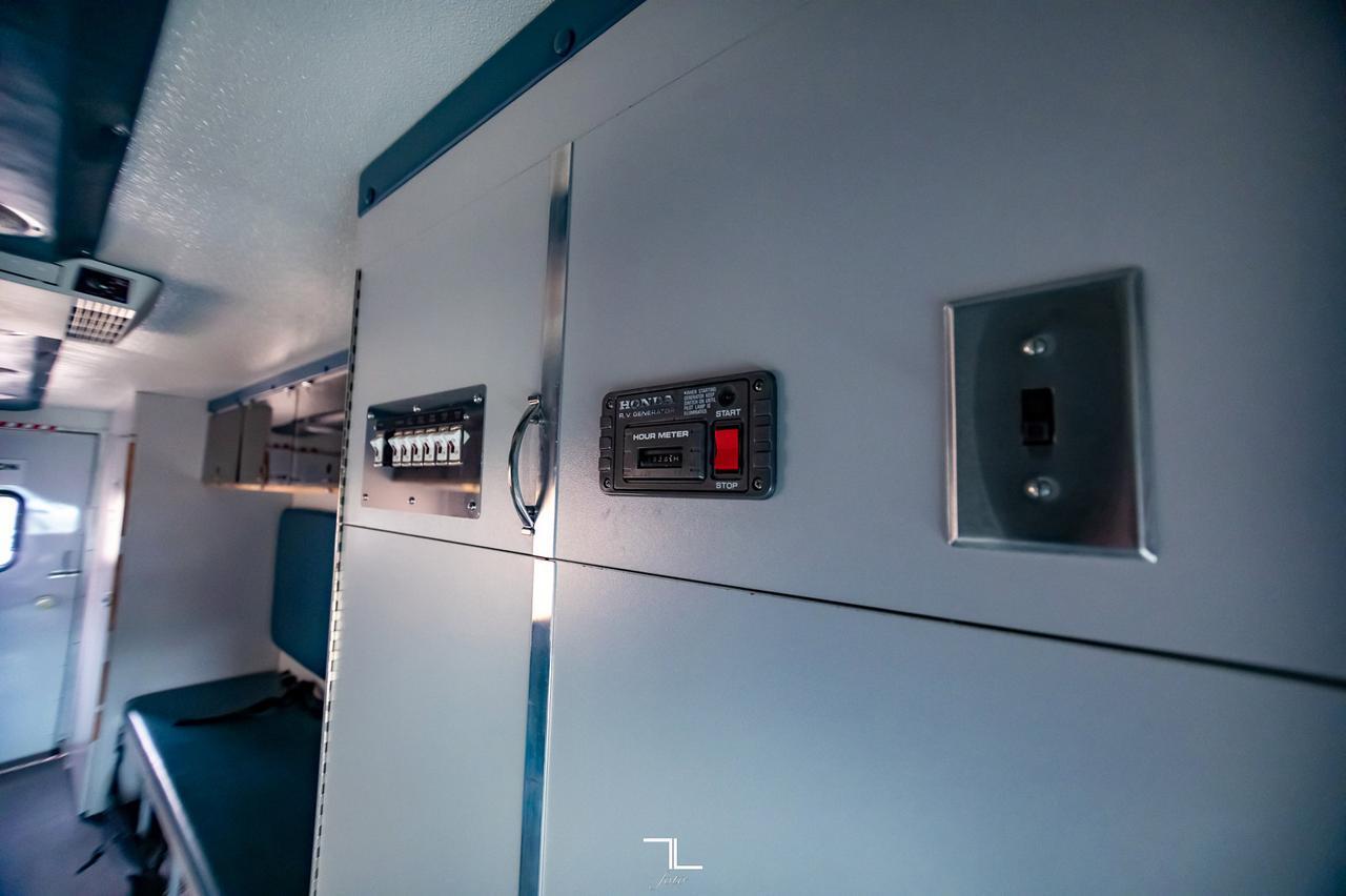 1999 Ford E-450 Cube Van Diesel Mobile Office Red Deer AB