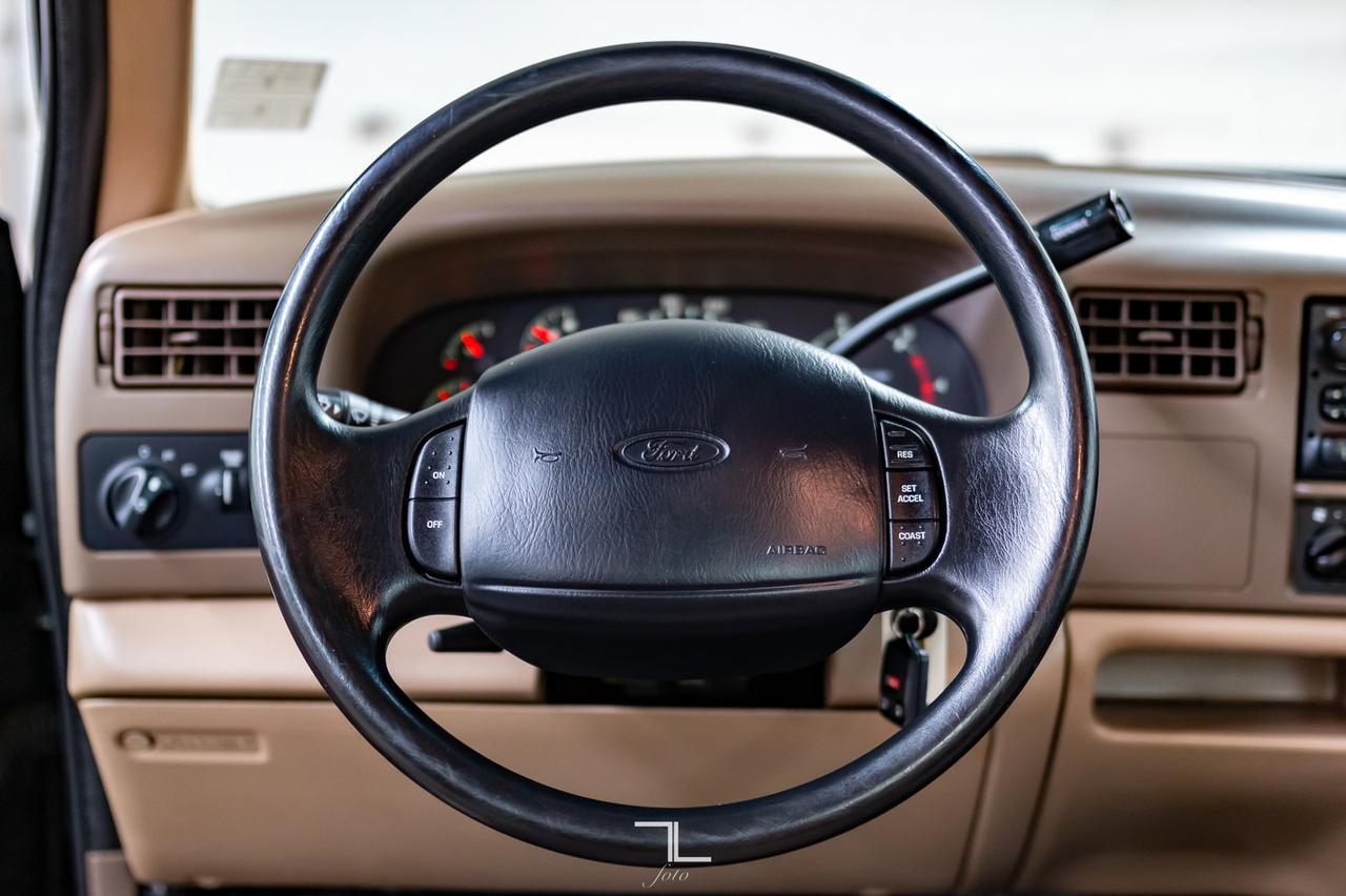 1999 Ford F-250 4x4 Super Cab XLT FX4 Longbox Diesel Red Deer AB