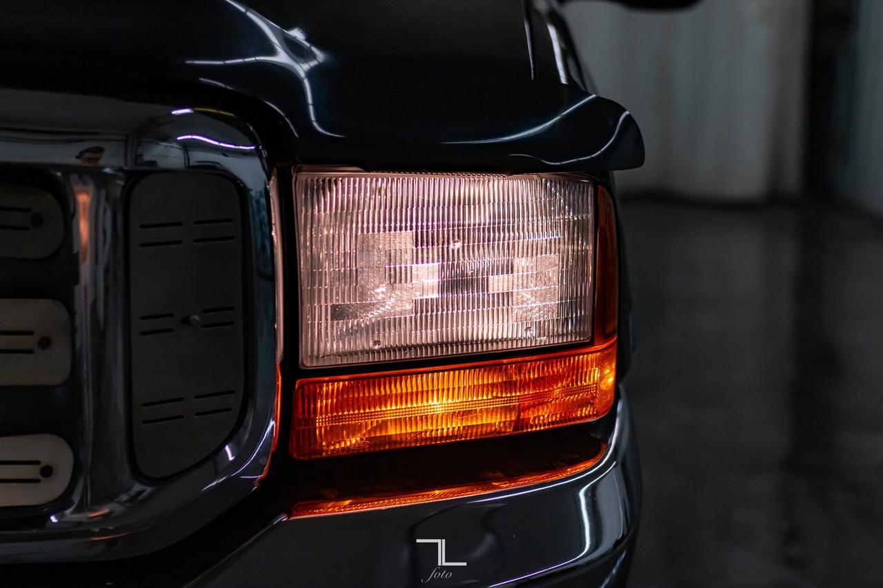 1999 Ford F-250 4x4 Super Cab XLT FX4 Longbox Diesel Red Deer AB