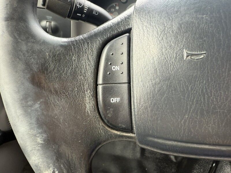 1999 Ford F-450 4x4 7.3L Diesel 6-Speed Stake Flatbed XL Collinsville OK