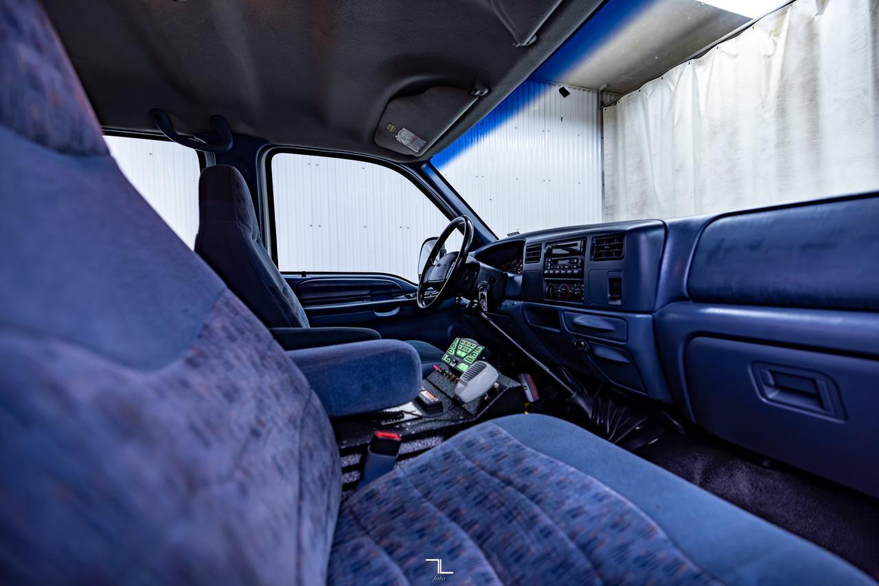 1999 Ford F-450 4x4 Crew Cab XLT Rescue Mechanics Diesel Manual Red Deer AB
