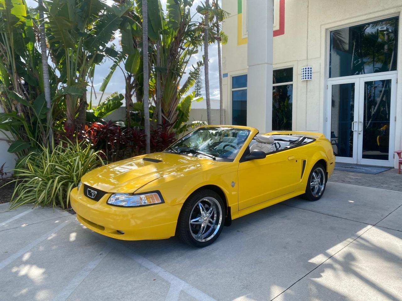 1999 Ford Mustang GT LOW MILES 8,145 1 OWNER FL CONV Pompano Beach FL