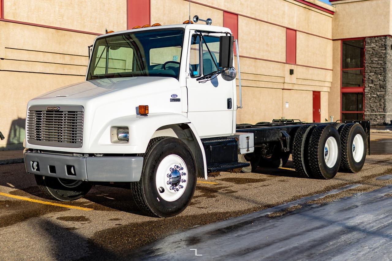 1999 Freightliner FL80 T/A Cab & Chassis Diesel Red Deer AB
