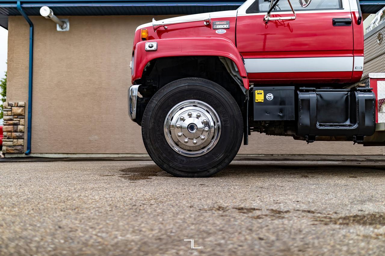 1999 GMC 8500 Fire Truck Diesel Red Deer AB