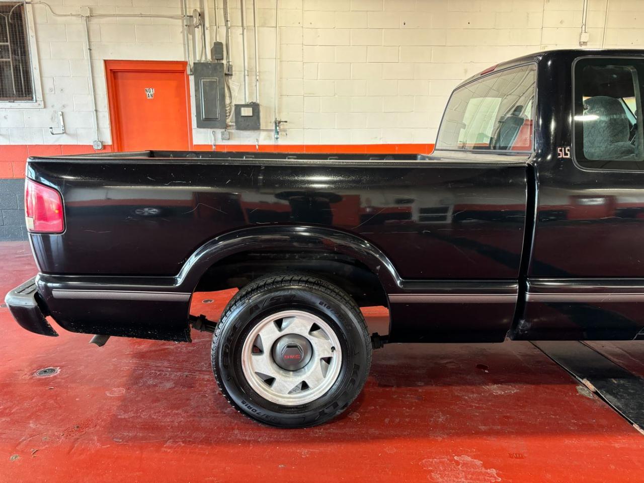 1999 GMC Sonoma SLS Franklin OH