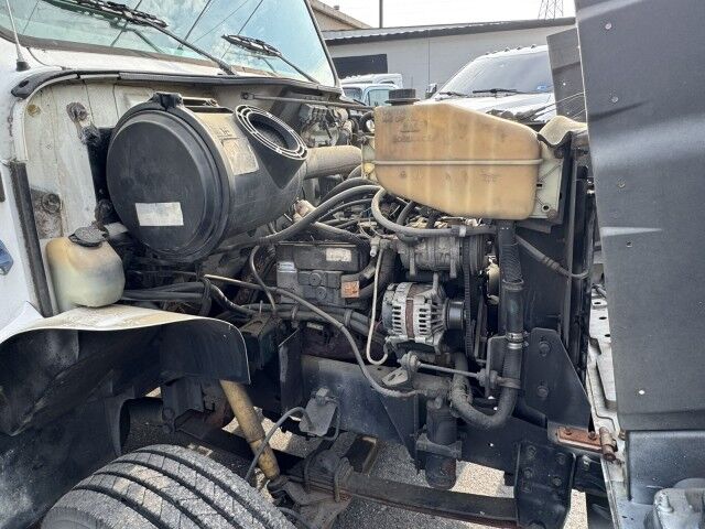 1999 International 16' Wheel & Tire Repair Truck with 5.5' Liftgate Henrico VA