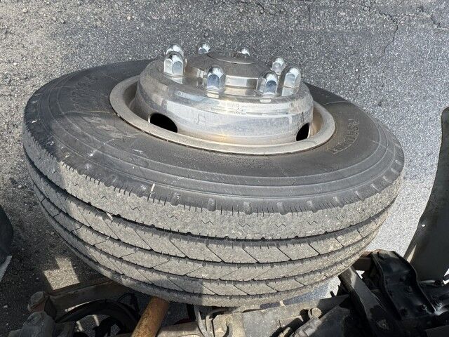 1999 International 16' Wheel & Tire Repair Truck with 5.5' Liftgate Henrico VA