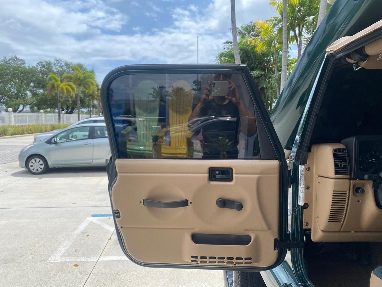 1999 Jeep Wrangler Sahara AUYO AC 6 CYL LOW MILES 47,009 Pompano Beach FL