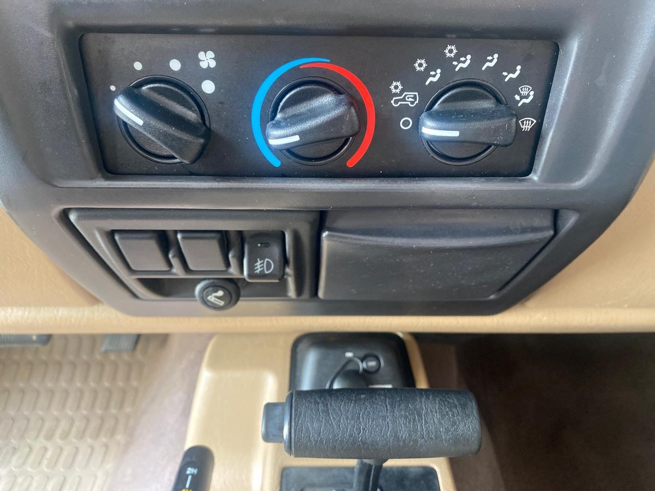1999 Jeep Wrangler Sahara AUYO AC 6 CYL LOW MILES 47,009 Pompano Beach FL