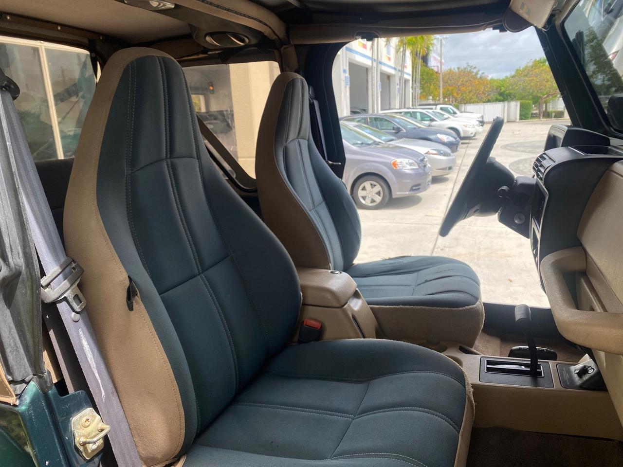 1999 Jeep Wrangler Sahara AUYO AC 6 CYL LOW MILES 47,009 Pompano Beach FL