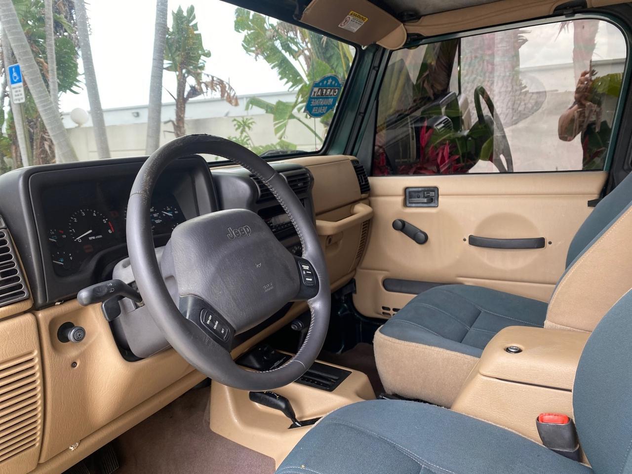 1999 Jeep Wrangler Sahara AUYO AC 6 CYL LOW MILES 47,009 Pompano Beach FL