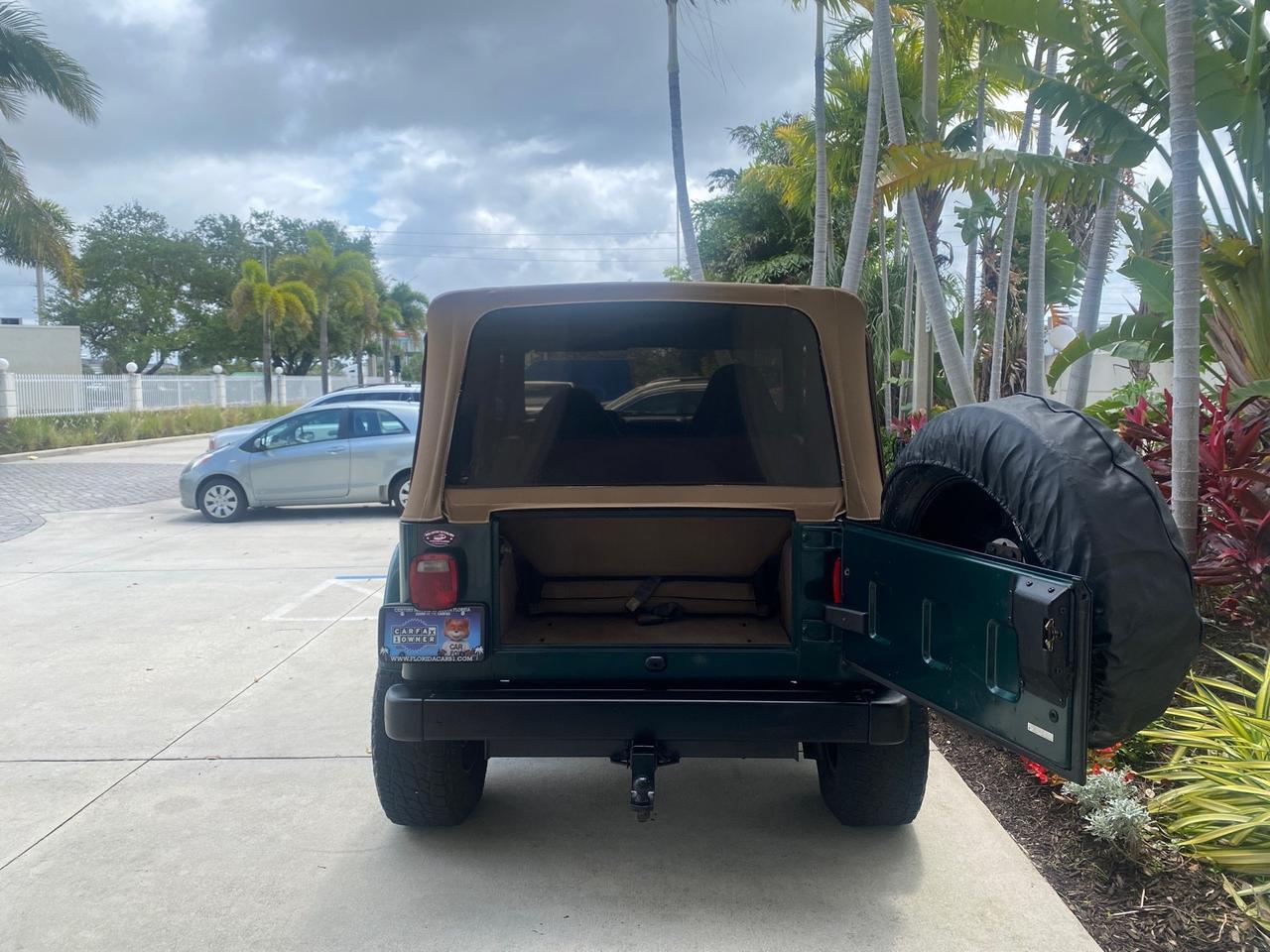 1999 Jeep Wrangler Sahara AUYO AC 6 CYL LOW MILES 47,009 Pompano Beach FL