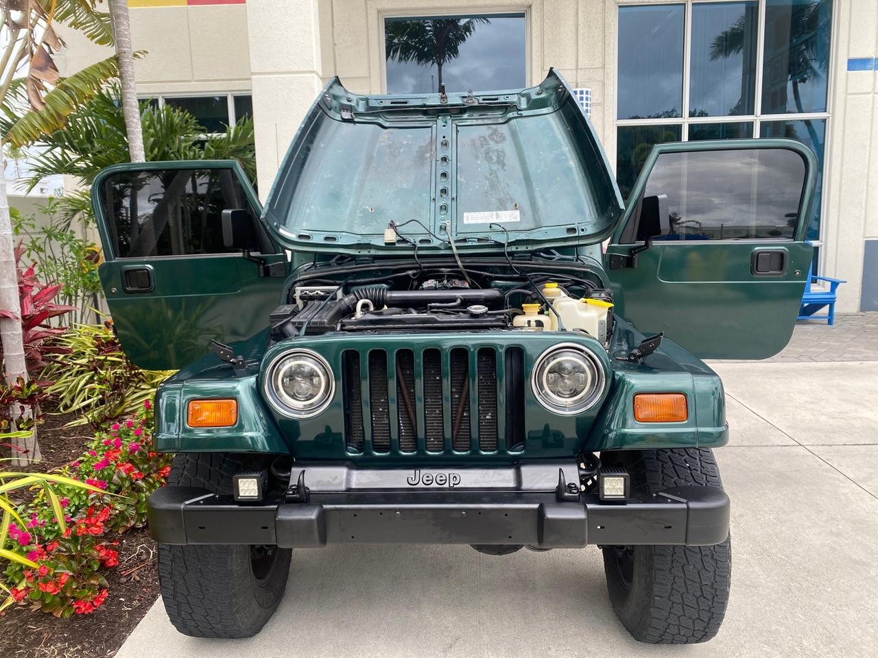 1999 Jeep Wrangler Sahara AUYO AC 6 CYL LOW MILES 47,009 Pompano Beach FL
