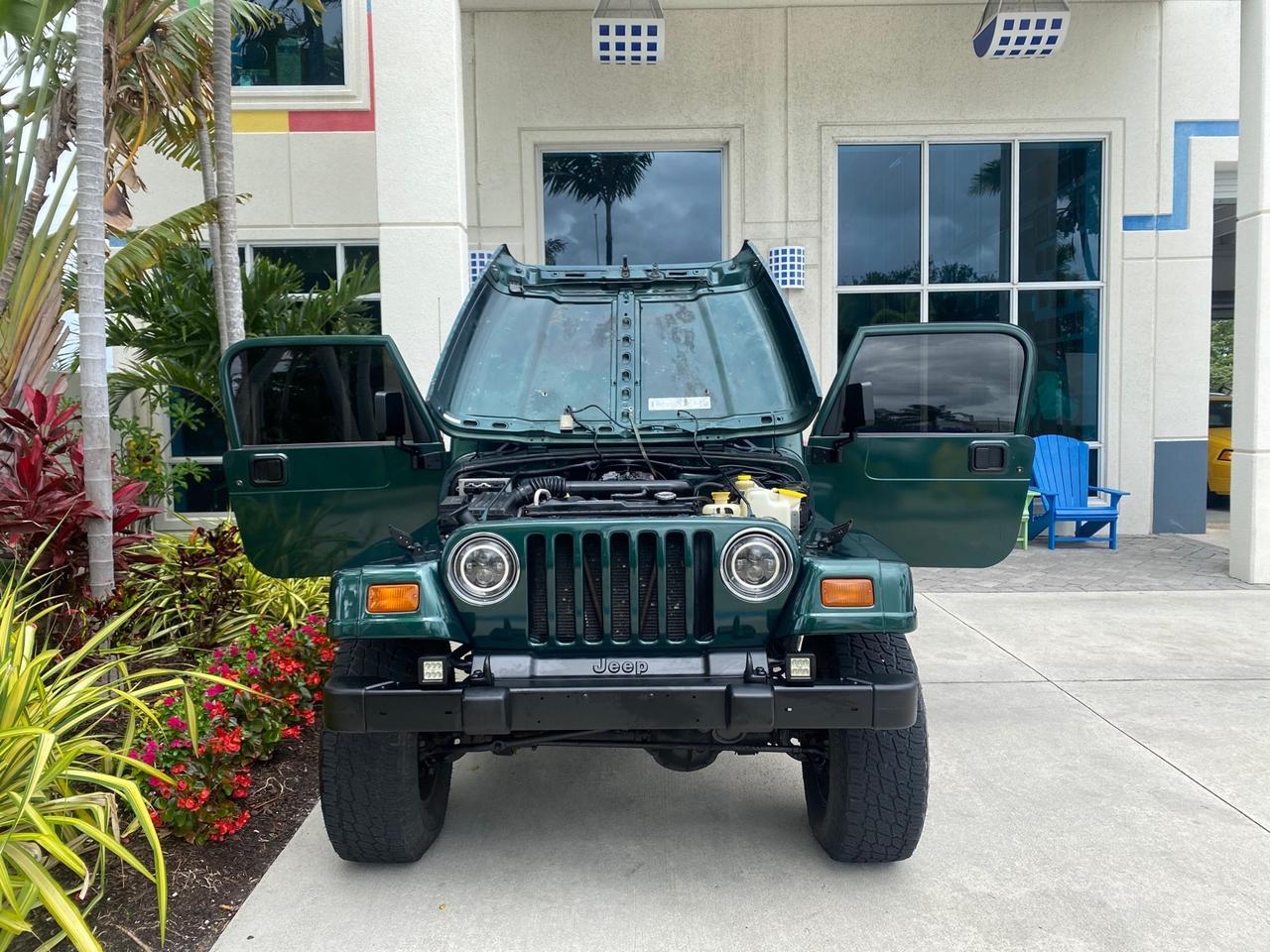 1999 Jeep Wrangler Sahara AUYO AC 6 CYL LOW MILES 47,009 Pompano Beach FL